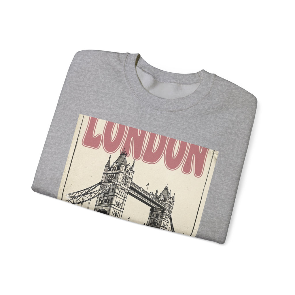 London Editorial Graphic Sweatshirt | Fashion-World Parisian Office Glam