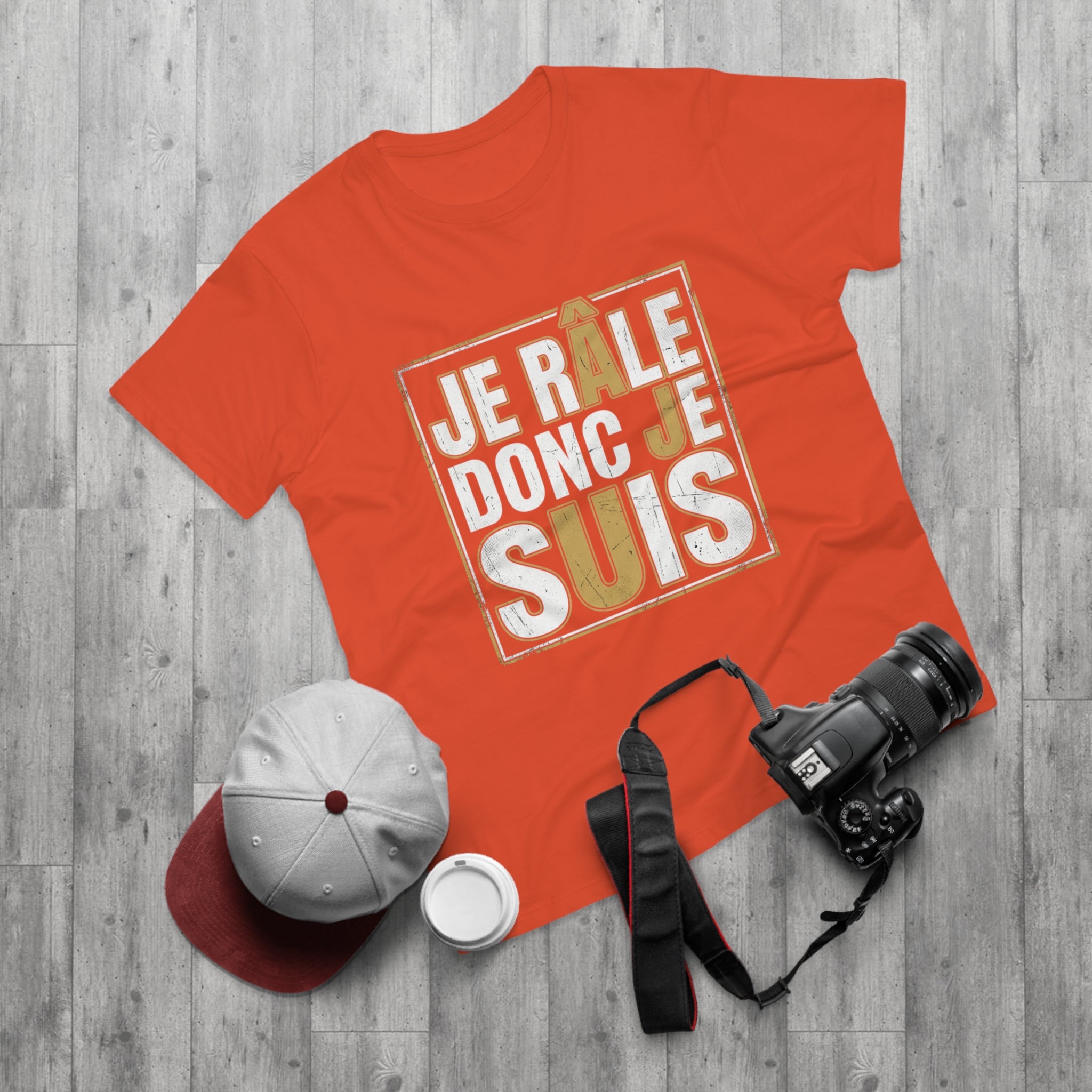 I Complain Therefore I Am — T-Shirt